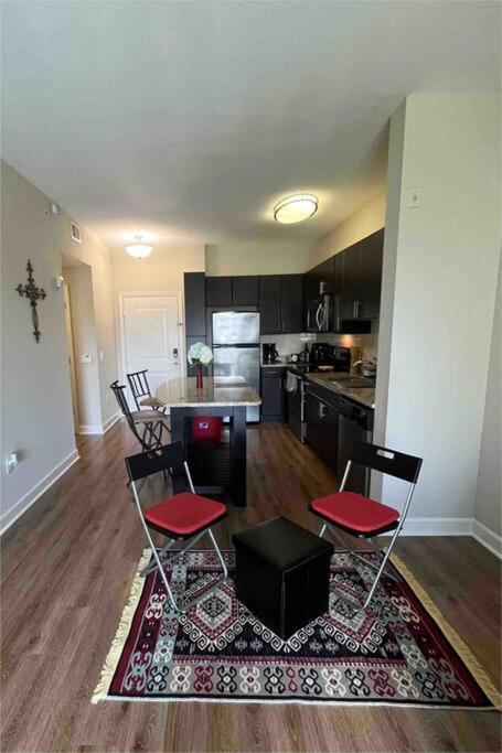 Blooming Journey In Tampa Bay! Apartment Екстериор снимка