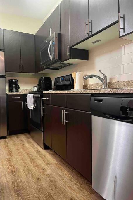 Blooming Journey In Tampa Bay! Apartment Екстериор снимка